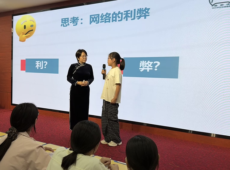 孩子沉迷手机、网瘾成瘾荒废学业？郑州心理专家潘新凌：科学干预帮孩子戒瘾归正