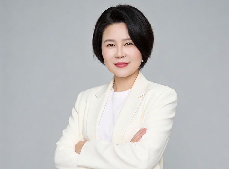 亲子彻底对立、越管越逆反？根源不是孩子坏，是沟通和心理错位 潘新凌青少年心理专家人物介绍